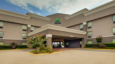 Holiday Inn Express West I40