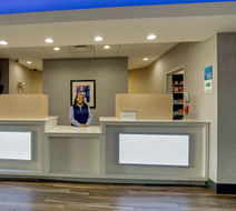 Holiday Inn Express Nashville-Opryland Lobby