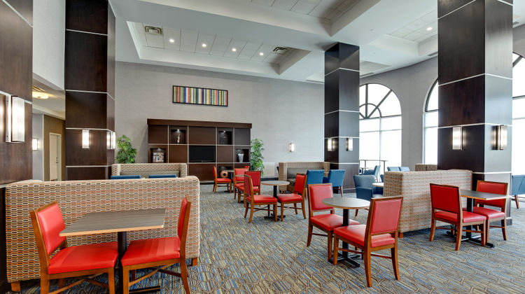 Holiday Inn Express Nashville-Opryland Restaurant