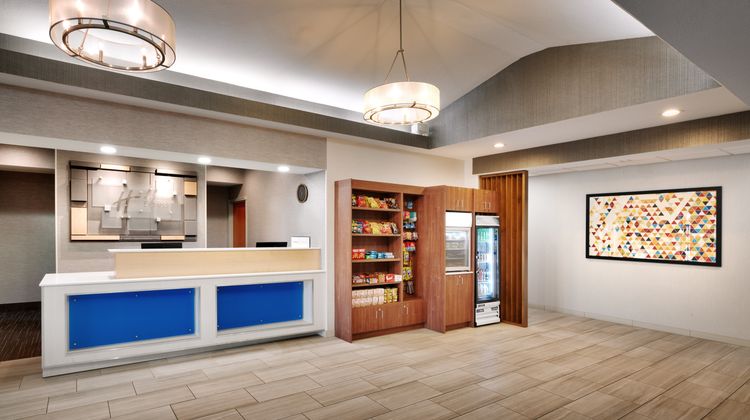 Holiday Inn Express Billings East Lobby