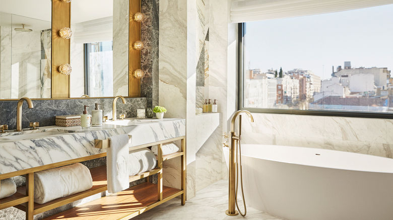 <b>Rosewood Villa Magna Room</b>. Images powered by <a href="https://www.leonardoworldwide.com/" title="Leonardo Worldwide" target="_blank">Leonardo</a>.