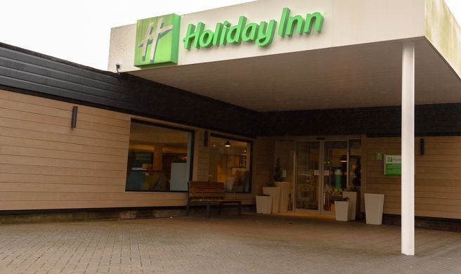 Holiday Inn Newport Exterior