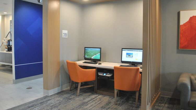 Holiday Inn Express Other