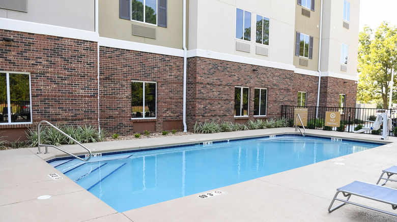 <b>Candlewood Suites Valdosta Mall Pool</b>. Images powered by <a href="https://www.leonardoworldwide.com/" title="Leonardo Worldwide" target="_blank">Leonardo</a>.