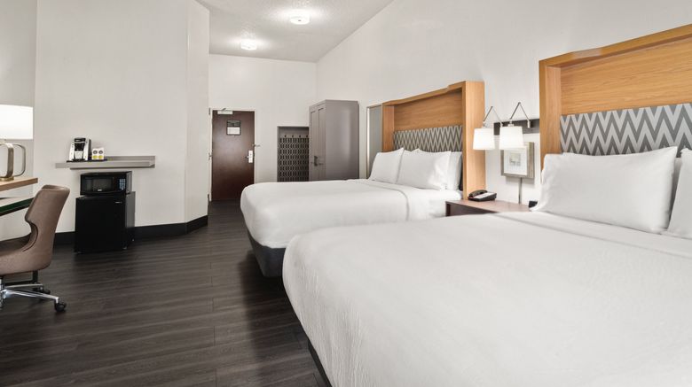 <b>Holiday Inn & Suites Seattle Northeast Room</b>. Images powered by <a href="https://www.leonardoworldwide.com/" title="Leonardo Worldwide" target="_blank">Leonardo</a>.