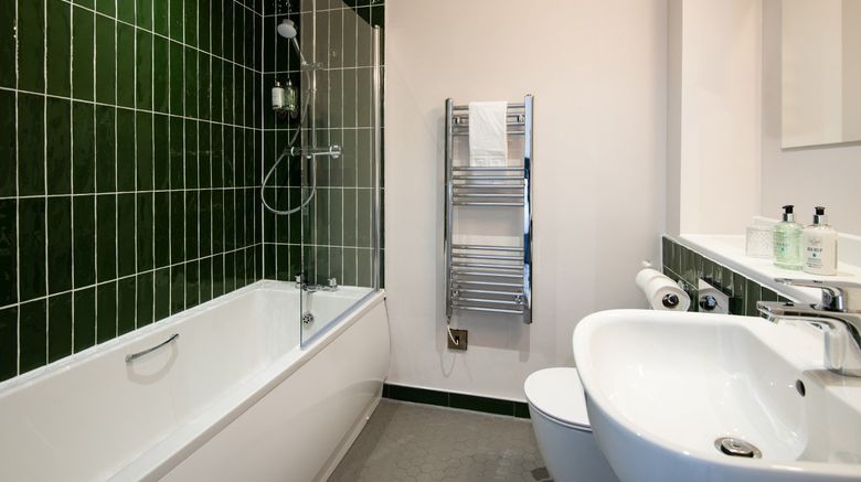 <b>The Northallerton Inn Room</b>. Images powered by <a href="https://www.leonardoworldwide.com/" title="Leonardo Worldwide" target="_blank">Leonardo</a>.