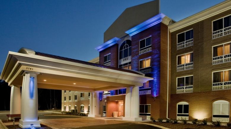 <b>Holiday Inn Express/Stes SW State Exterior</b>. Images powered by <a href="https://www.leonardoworldwide.com/" title="Leonardo Worldwide" target="_blank">Leonardo</a>.