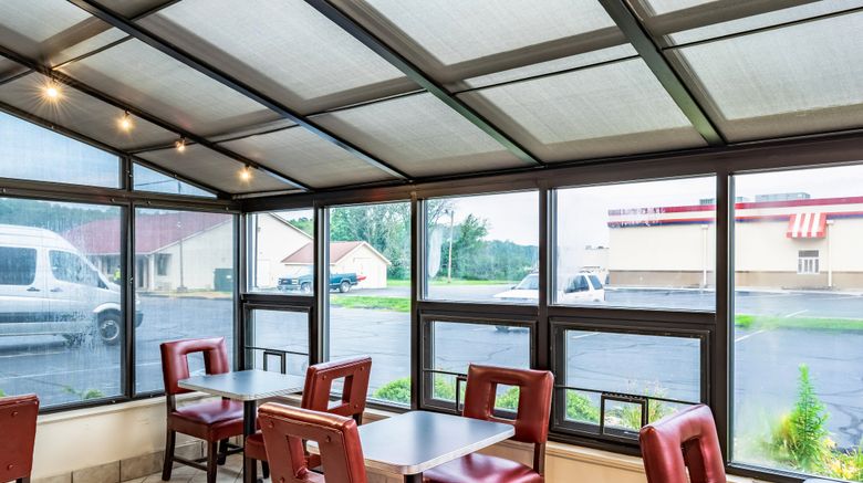 <b>Red Roof Inn Columbus - Taylorsville/Edi Lobby</b>. Images powered by <a href="https://www.leonardoworldwide.com/" title="Leonardo Worldwide" target="_blank">Leonardo</a>.
