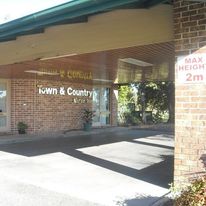 Town & Country Motor Inn