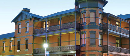 Ikon Hotel Exterior