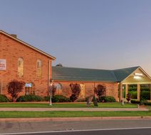 North Parkes Motel Exterior