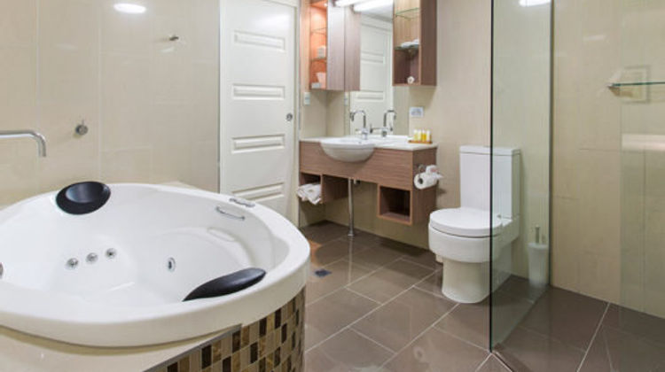 CBD Executive Apartments Room