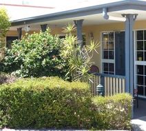 Outback Motel Exterior
