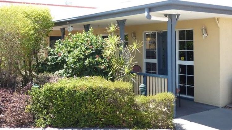 Outback Motel Exterior