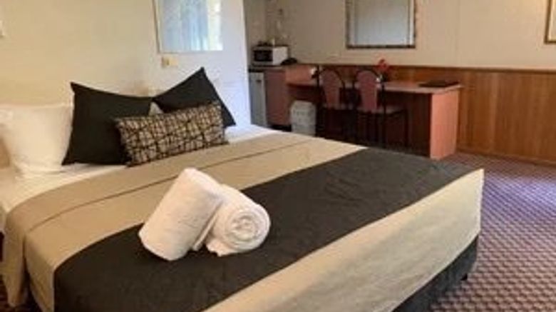 <b>Outback Motel Room</b>. Images powered by <a href="https://www.leonardoworldwide.com/" title="Leonardo Worldwide" target="_blank">Leonardo</a>.