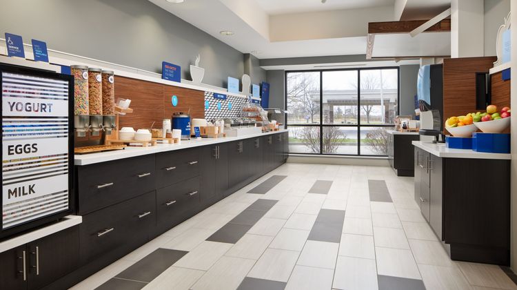 Holiday Inn Express & Suites Greenwood Restaurant