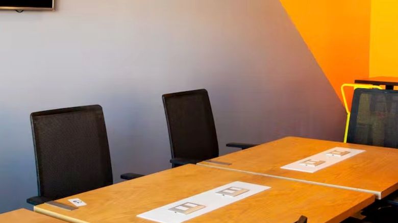 <b>Hotel Modular Express Calama Meeting</b>. Images powered by <a href="https://www.leonardoworldwide.com/" title="Leonardo Worldwide" target="_blank">Leonardo</a>.