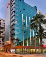 Arena Leme Hotel