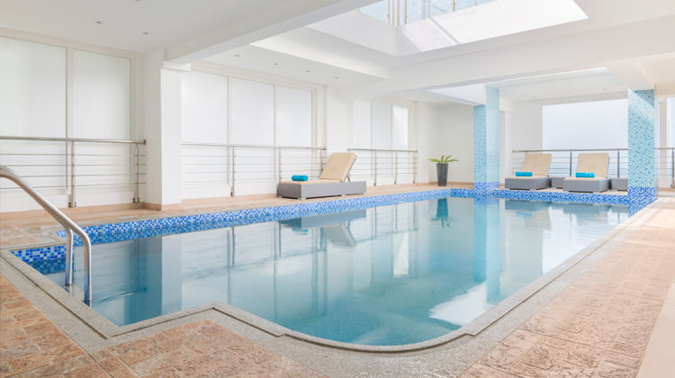 Al Hail Waves Hotel Pool