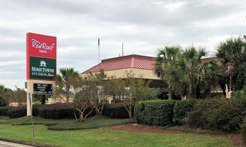 HomeTowne Studios Augusta
