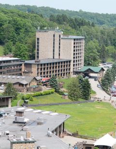 Slopeside Hotel at Seven Springs Resort