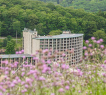 Slopeside Hotel at Seven Springs Resort Exterior