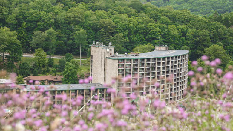 <b>Slopeside Hotel at Seven Springs Resort Exterior</b>. Images powered by <a href="https://www.leonardoworldwide.com/" title="Leonardo Worldwide" target="_blank">Leonardo</a>.