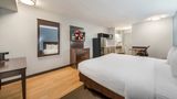 HomeTowne Studios San Antonio - Seaworld Room