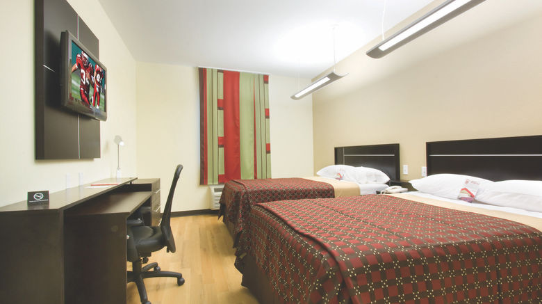 <b>Red Roof Inn & Suites Beaumont Room</b>. Images powered by <a href="https://www.leonardoworldwide.com/" title="Leonardo Worldwide" target="_blank">Leonardo</a>.