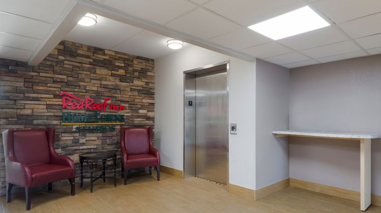 Red Roof Inn San Antonio SeaWorld/NW Lobby