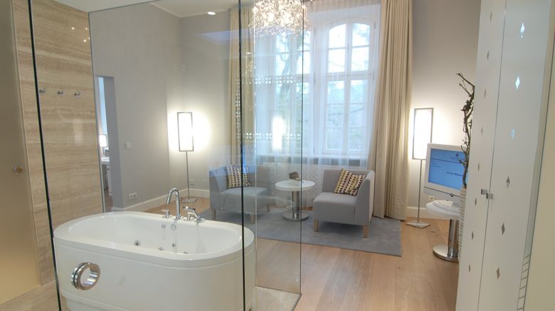 <b>Ketschauer Hof - Hotel & Restaurant Suite</b>. Images powered by <a href="https://www.leonardoworldwide.com/" title="Leonardo Worldwide" target="_blank">Leonardo</a>.
