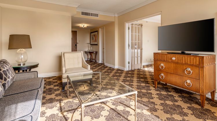 Omni Houston Hotel Suite