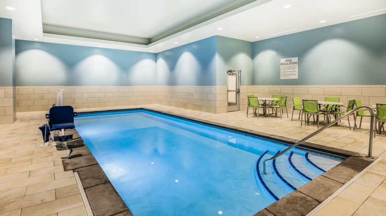 <b>Holiday Inn Express & Suites Downtown Pool</b>. Images powered by <a href="https://www.leonardoworldwide.com/" title="Leonardo Worldwide" target="_blank">Leonardo</a>.