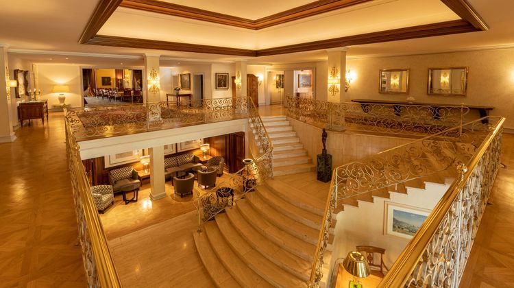 Colombi Hotel Lobby