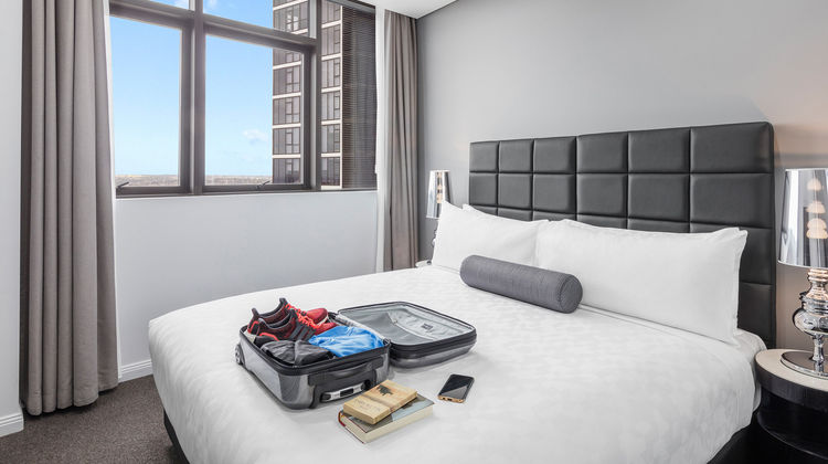 Meriton Suites Church Street, Parramatta Suite
