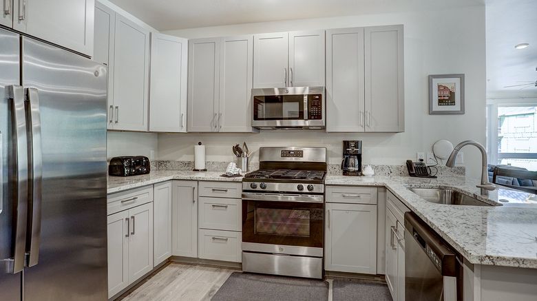 <b>Clearwater Lofts at Keystone Room</b>. Images powered by <a href="https://www.leonardoworldwide.com/" title="Leonardo Worldwide" target="_blank">Leonardo</a>.