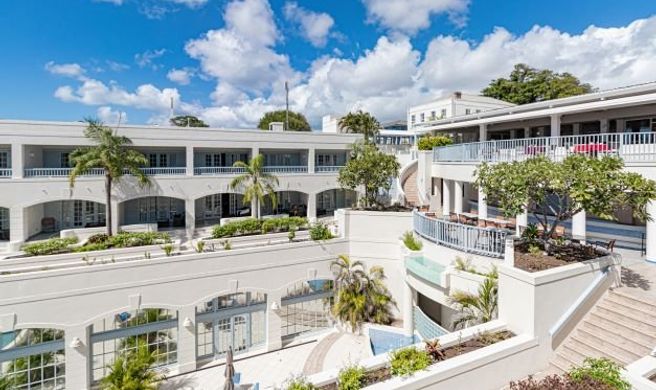 Savannah Beach Hotel Exterior