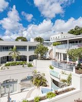 Savannah Beach Hotel