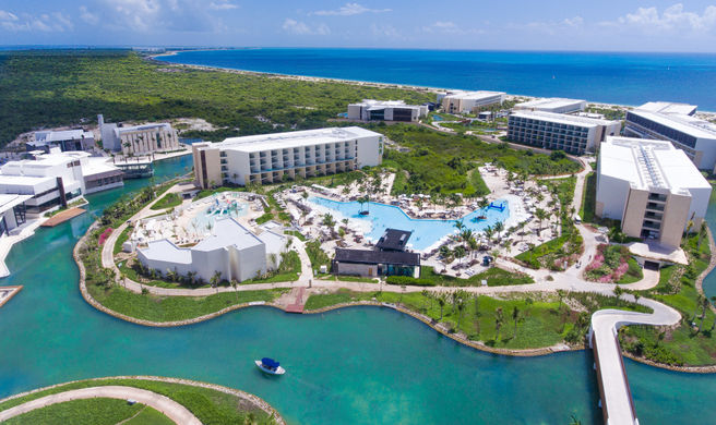 Grand Palladium Costa Mujeres Resort/Spa Exterior