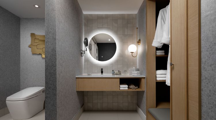 Montreal Marriott Chateau Champlain Room