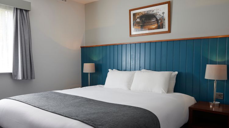 The Longshoot Hotel Room
