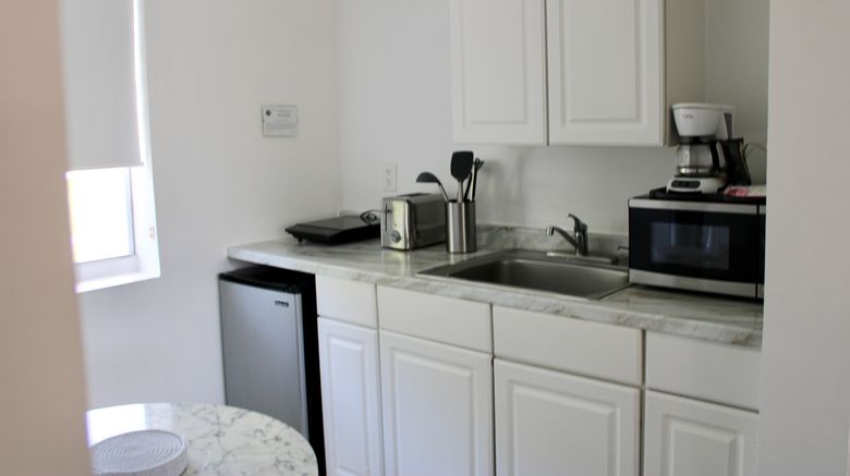 <b>Beach Place Hotel Room</b>. Images powered by <a href="https://www.leonardoworldwide.com/" title="Leonardo Worldwide" target="_blank">Leonardo</a>.