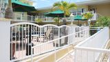 Beach Place Hotel Exterior