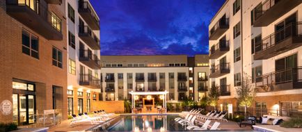 Ave Austin North Lamar Exterior