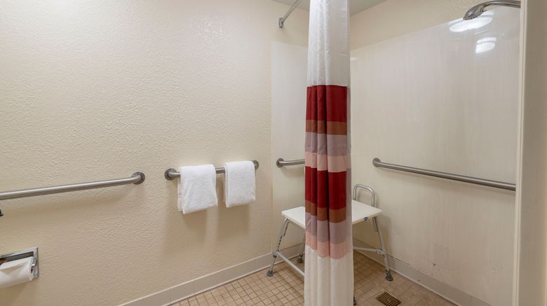<b>Red Roof Inn Fairmont Room</b>. Images powered by <a href="https://www.leonardoworldwide.com/" title="Leonardo Worldwide" target="_blank">Leonardo</a>.