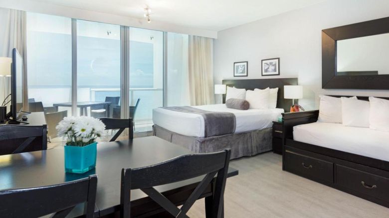 <b>New Point Miami Beach Apartments Suite</b>. Images powered by <a href="https://www.leonardoworldwide.com/" title="Leonardo Worldwide" target="_blank">Leonardo</a>.