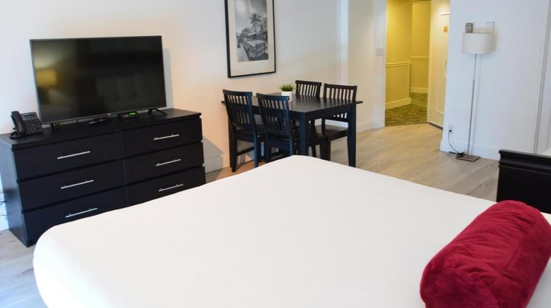 <b>New Point Miami Beach Apartments Suite</b>. Images powered by <a href="https://www.leonardoworldwide.com/" title="Leonardo Worldwide" target="_blank">Leonardo</a>.