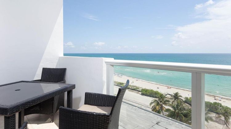 New Point Miami Beach Apartments Room
