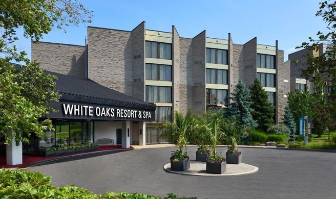 White Oaks Conference Resort and Spa Exterior