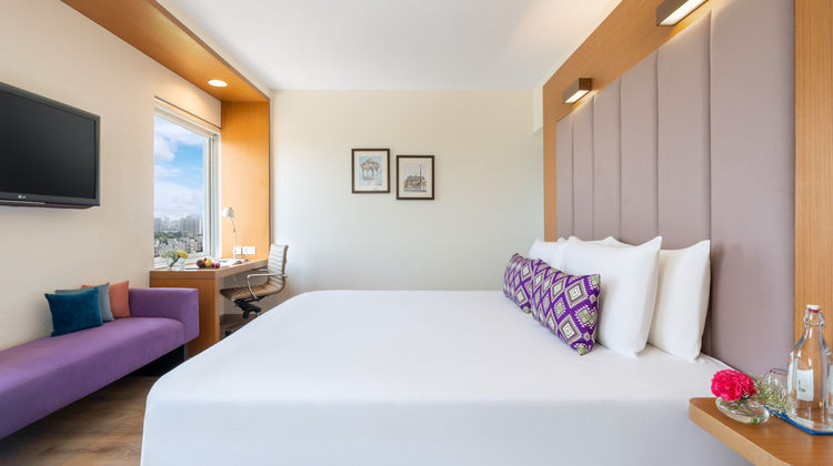 Vivanta Ahmedabad SG Highway Room